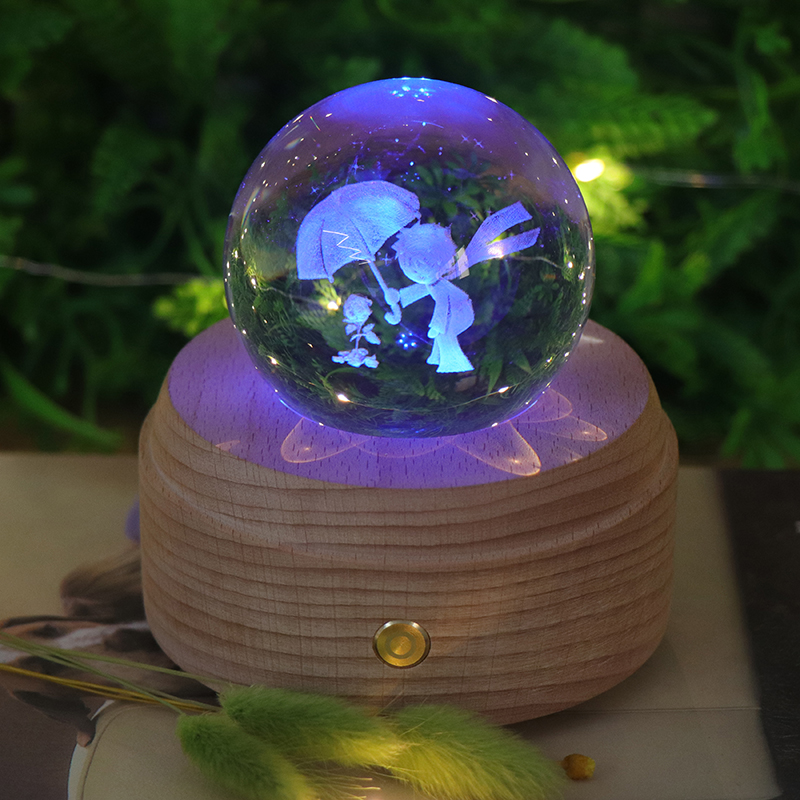 RGB Crystal Ball Night Light mit Musikbox