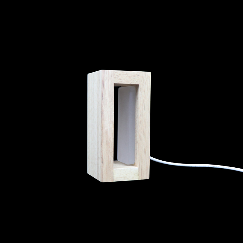  INS Creative einfache Massivholz -Schreibtischlampe